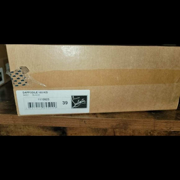 Christian Louboutin Heels for sale - Picture 5 of 10